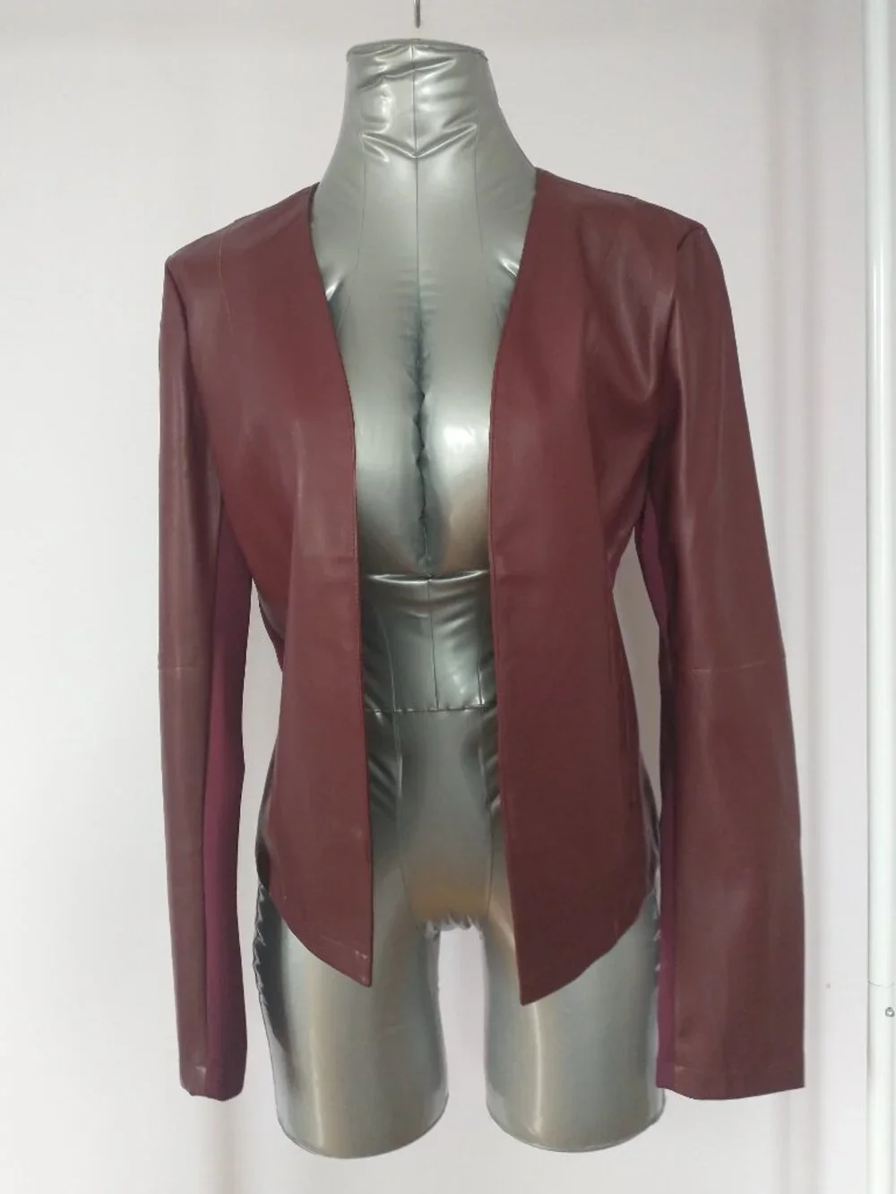 jacket - Picture 1 of 9